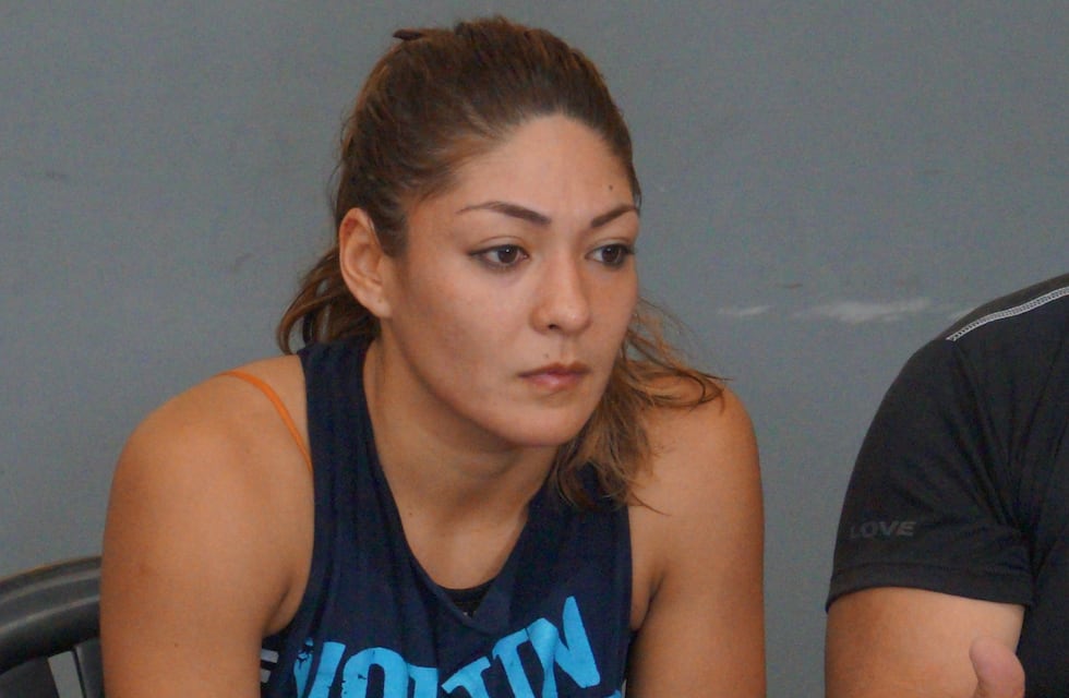 Gravísima acusación de la boxeadora Brenda Carabajal contra un entrenador