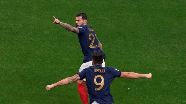 Francia se puso rápidamente en ventaja gracias a un gol de Theo Hernández. (AP).