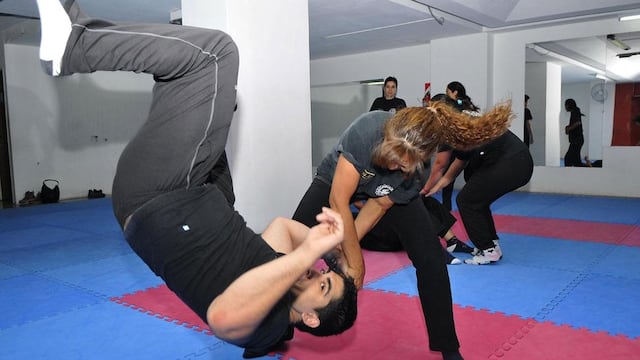 Defensa personal para mujeres- imagen ilustrativa.