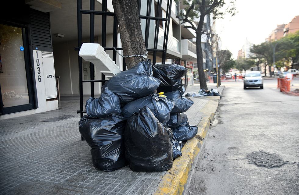 ¿Por qué hay demoras en la recolección de basura en la ciudad de Córdoba?
