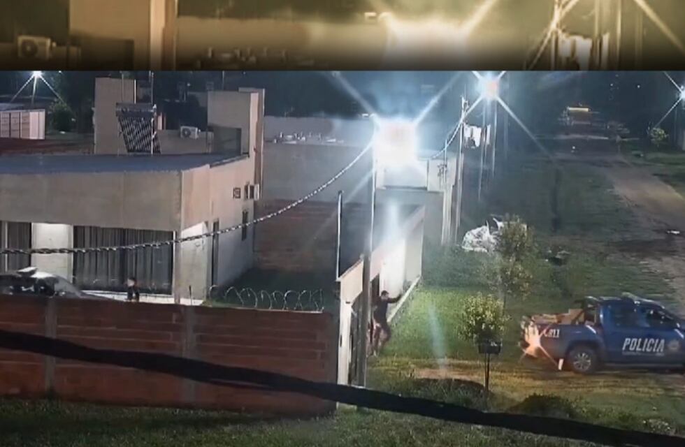 Policías bajo investigación por robar mercadería de un camión siniestrado en Reconquista