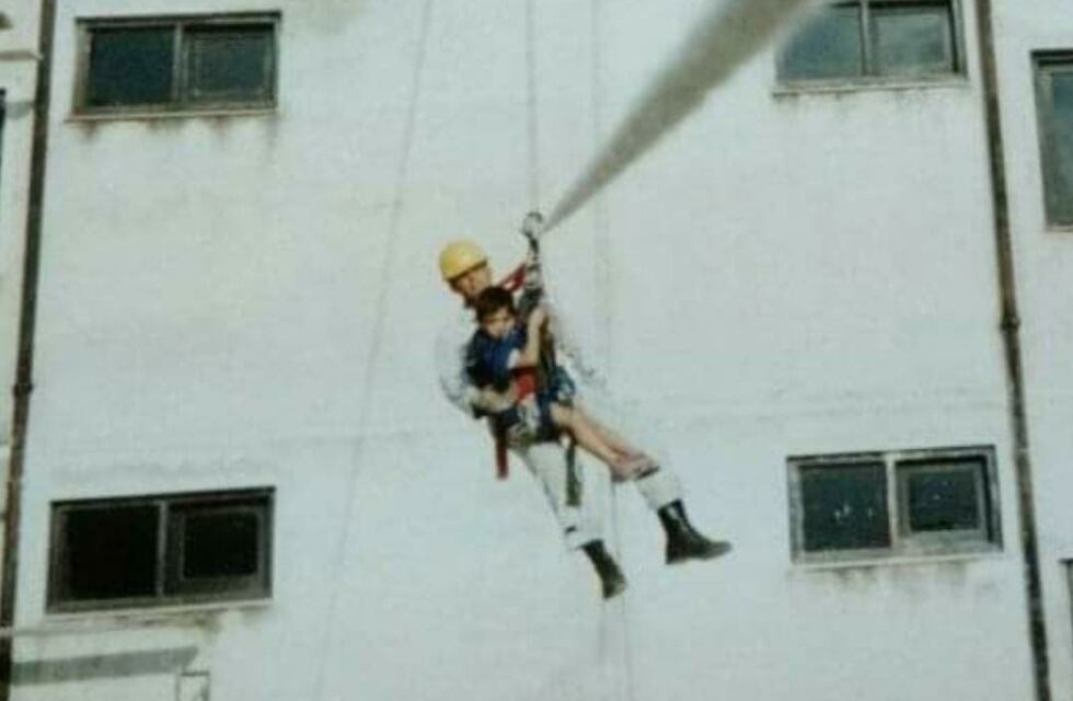 Unidos por una pasión: la historia de los bomberos cordobeses que son padre e hijo