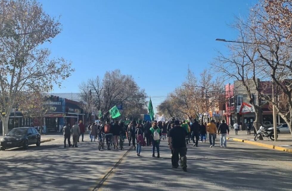 Trabajadores de la salud se movilizaron en General Alvear