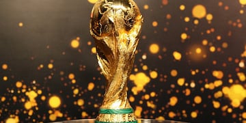 La fibre mundial no para: un villamercedino hizo una copa del mundo gigante