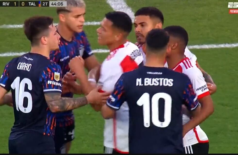 Videos: un final picante y polémico después del River - Talleres en el Monumental