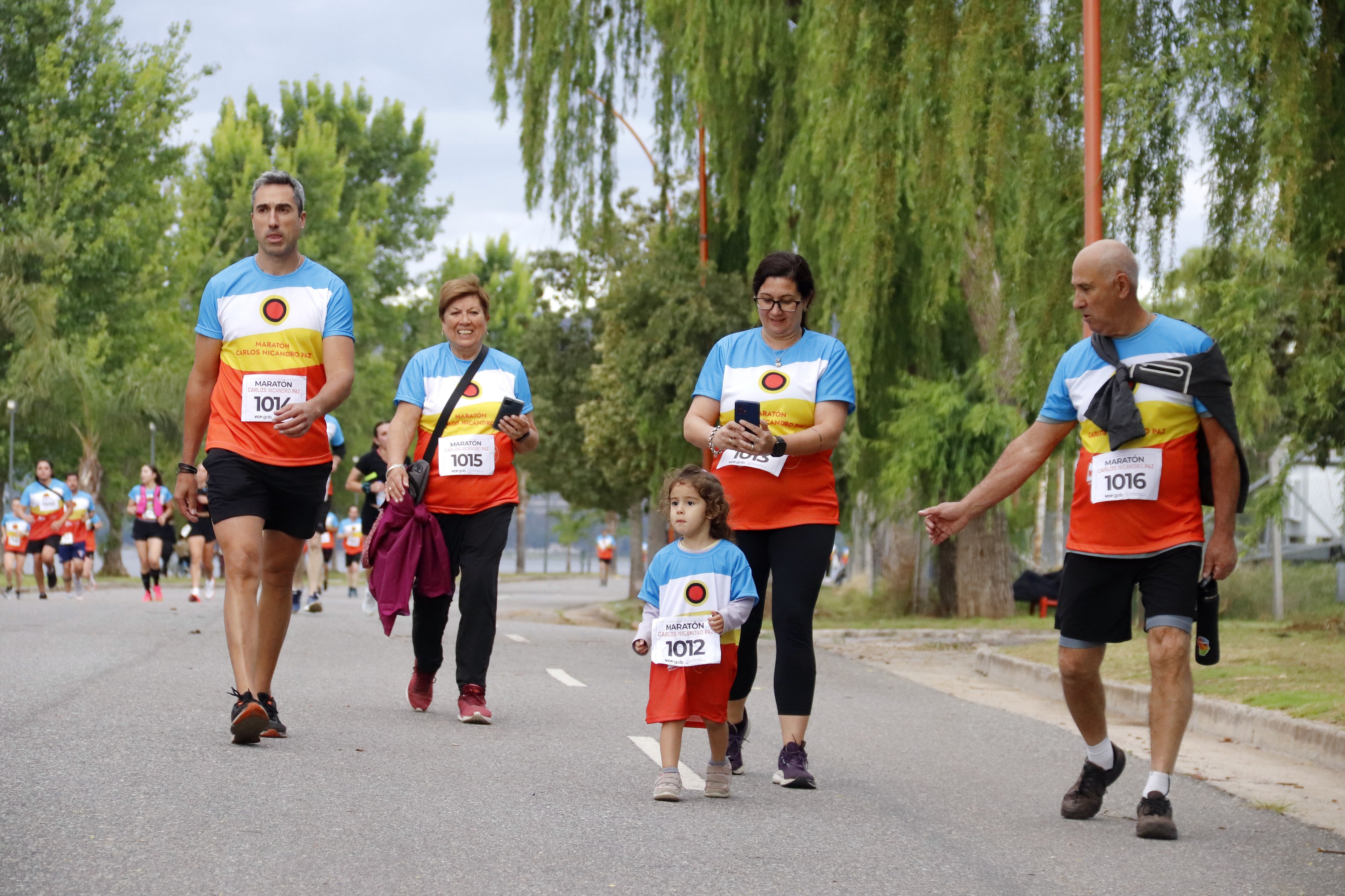 Éxito total en la Maratón “Carlos Nicandro Paz”: más de 700 participantes disfrutaron del deporte y la vida en comunidad