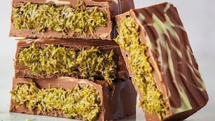 Qué es el chocolate Dubai: cuál es el ingrediente secreto, dónde se consigue en Argentina y cómo prepararlo en casa