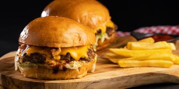 Día de la hamburguesa: la exquisita receta para que te salga mejor que la de los bares.