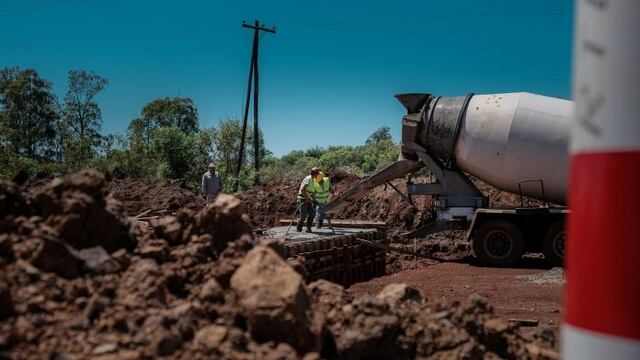 Continúa en ejecución la obra del nuevo puente sobre el arroyo Las Tunas en la Ruta Provincial N°2.
