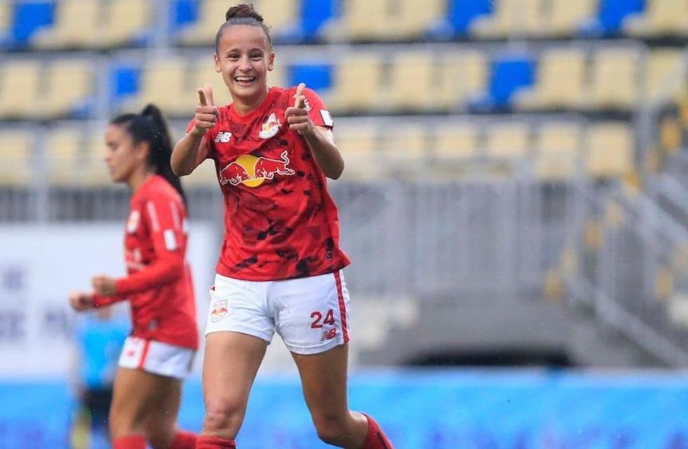 Gramaglia, exTalleres, irá al Mundial femenino: el conmovedor recibimiento del Bragantino de Brasil