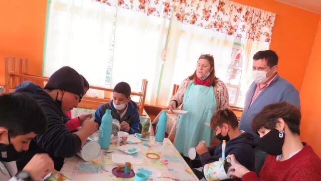 Se realizó un taller de reciclado en donde participaron 36 alumnos.