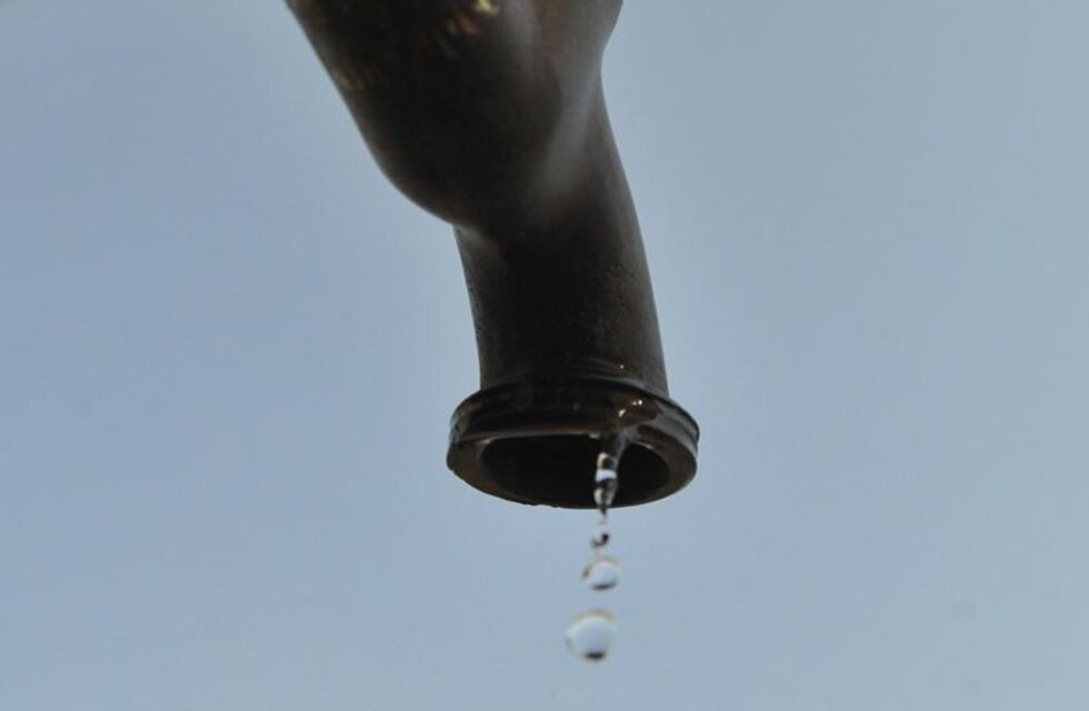 Rafaela pasa casi todo un día sin agua