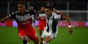 Mano a mano Talleres y River, los dos equipos con más puntos en el fútbol argentino en las dos últimas temporadas (Nicolás Bravo / La Voz).