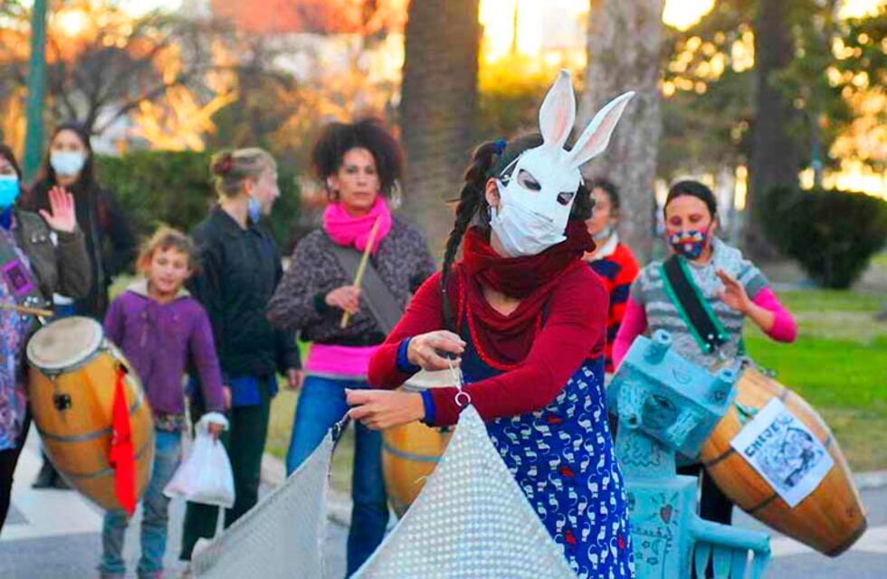 Artistas reclamaron en Santa Rosa bajo la consigna “El arte también es trabajo”