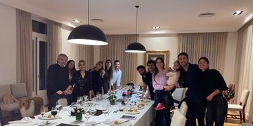 Foto del cumpleaños de Fabiola Yañez en Olivos en julio 2020 (La Nación)