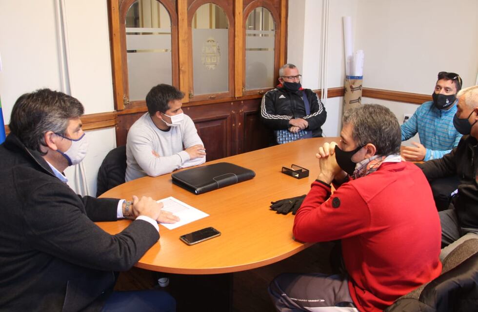 Propietarios de Gimnasios se reunieron con Matías Fhurer