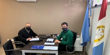 Alejandro Luciani se reunió con el Gerente de Rosario Bus para reclamar que no cumplen con los horarios establecidos (Facebook Comuna de Soldini)