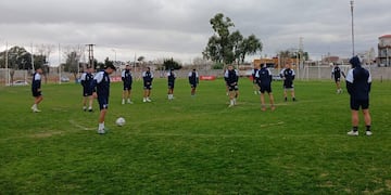 Sábado a la tarde, última práctica de Gimnasia y Esgrima de Jujuy, que deberá ir a la búsqueda de goles y puntos en el sur del conurbano ante Temperley.