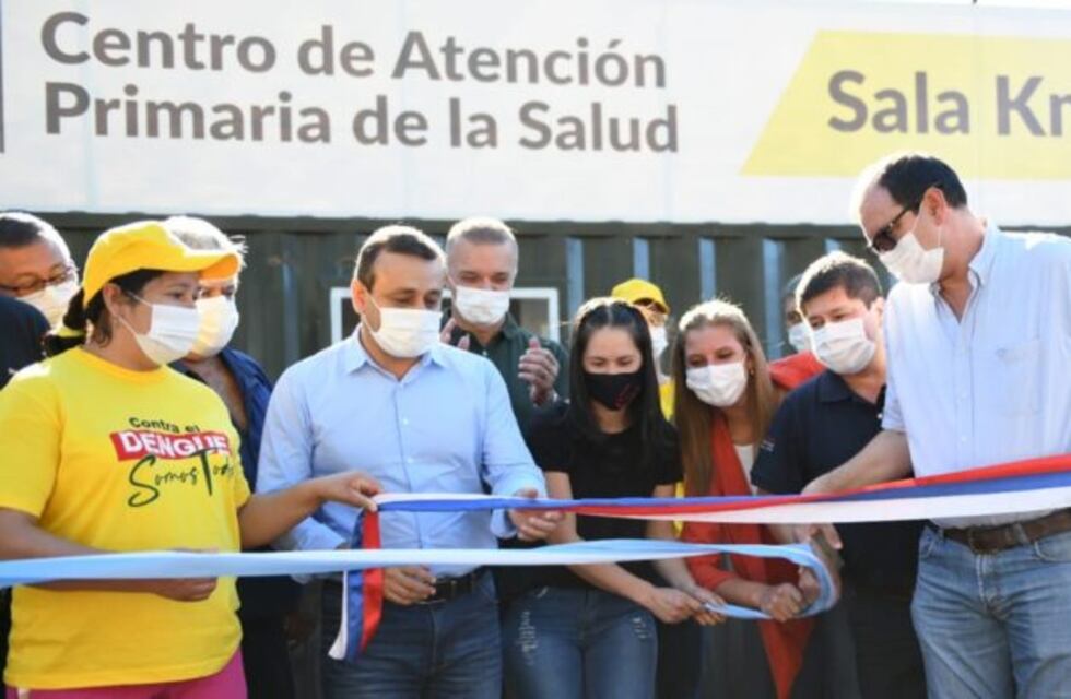 Inauguraron un innovador CAPS y entregaron una ambulancia en Santiago de Liniers