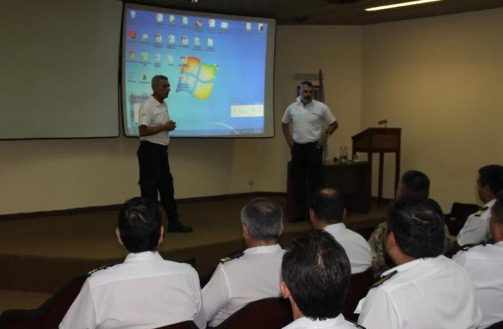 El Municipio y la Armada intercambian capacitaciones
