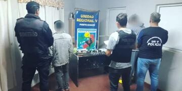 Allanamiento y detención en Andresito: incautaron “pedra” y armas.