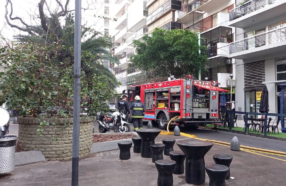 Evacuaron un edificio en Palermo por un incendio