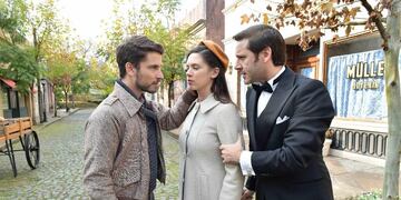 Albert Baró, Delfina Cháves y Benjamín Vicuña en la primera temporada.