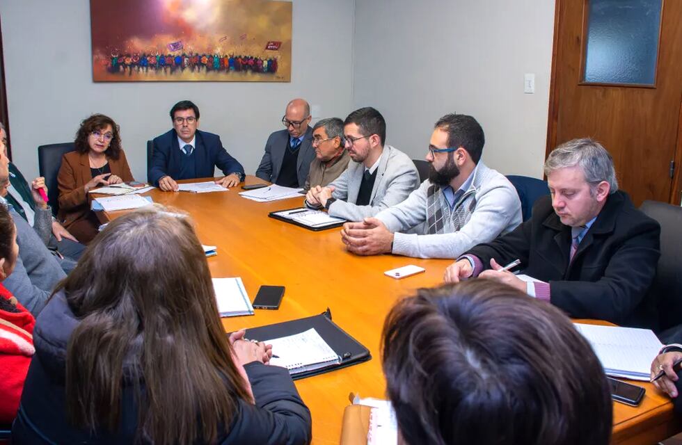 Paritarias en Jujuy: el Gobierno ofreció 10%, los gremios esperaban más