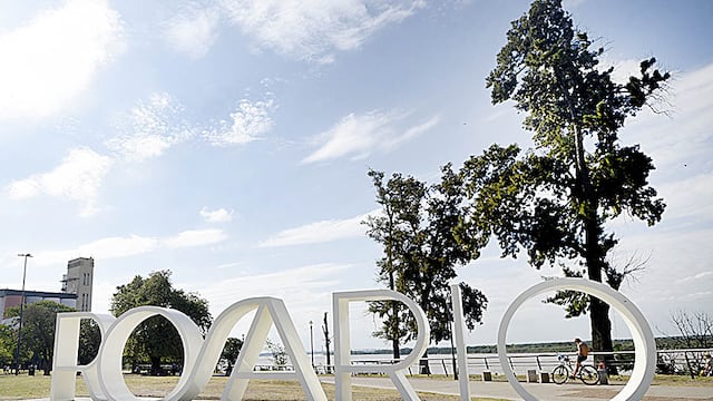 El flamante cartel con las letras de Rosario está ubicado en Balcarce y el río en el Parque de las Colectividades.