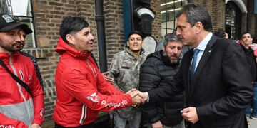 Sergio Massa anunció medidas para los repartidores.