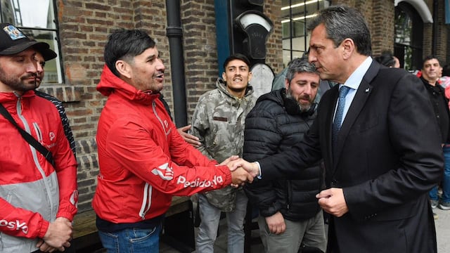 Sergio Massa anunció medidas para los repartidores.