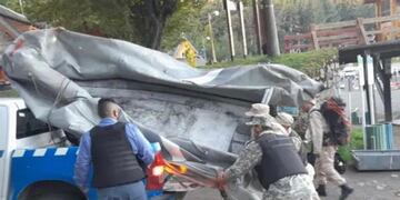 Un hombre salió de caza en Neuquén, a un amigo se le escapó un tiró que impactó en su pecho y murió.