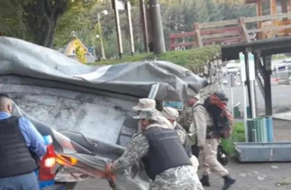 Fue a cazar, a un amigo se le escapó un tiro que impactó en su pecho y murió en el Lago Nahuel Huapi