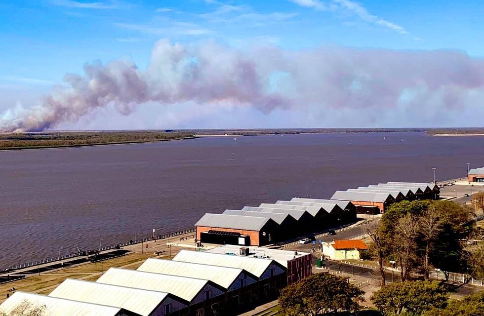 Historia sin fin: advierten que el fin de semana llegará a Rosario humo de las islas
