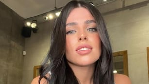 Valen Cervantes enamora con sus looks en las redes sociales.