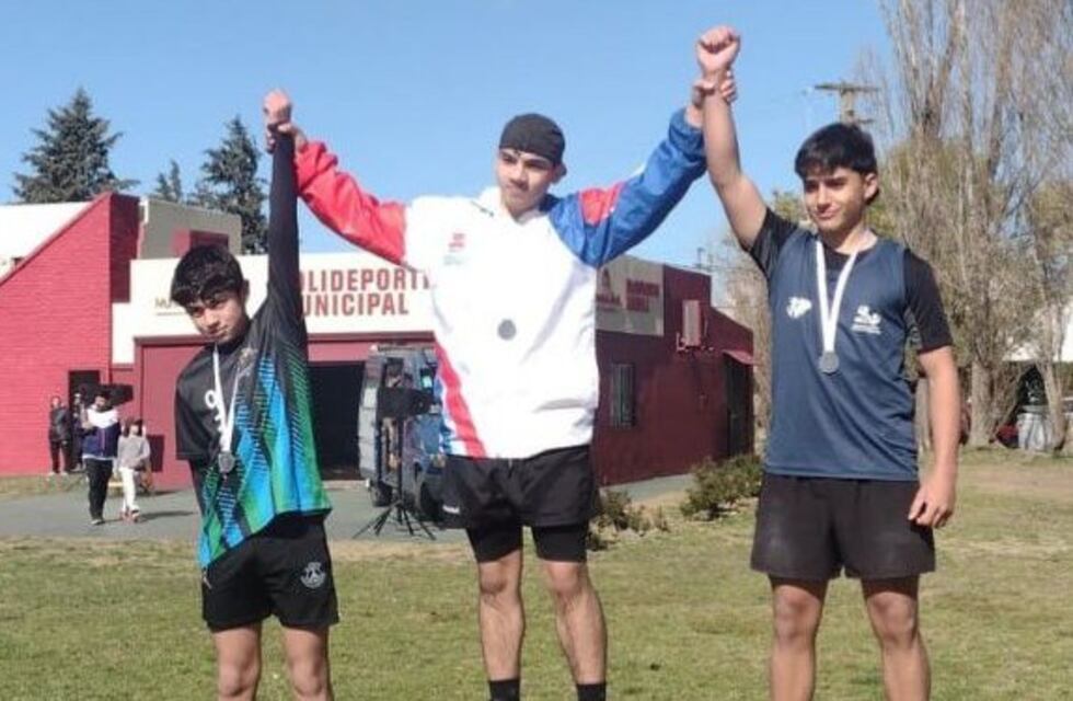 Atletismo: dos medallas para Coronel Rosales en el Provincial Sub 16