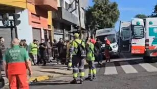 Seis manzanas evacuadas en Barracas por un escape de amoníaco. Foto: Captura de video
