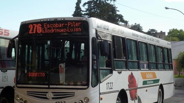 El hecho ocurrió esta madrugada en Escobar. El chofer se encuentra fuera de peligro.