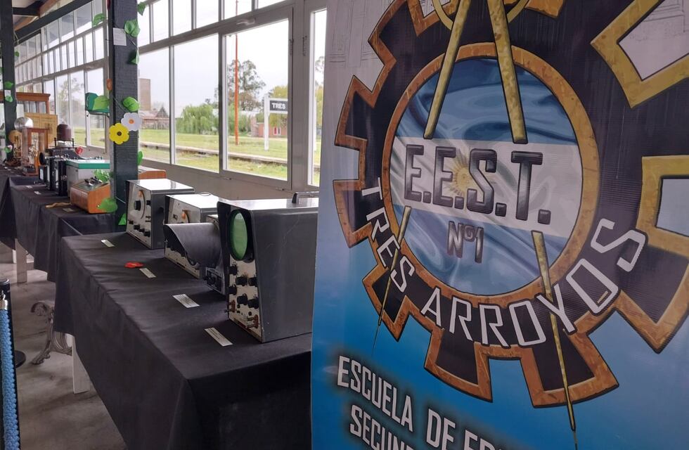 Exposición de la Escuela Técnica Nº 1 en el Centro Cultural La Estación de Tres Arroyos
