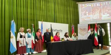 Presentaron la feria de las colectividades de Esperanza en Rafaela