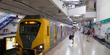 A partir de este lunes hasta diciembre, la línea D modifica sus horarios.