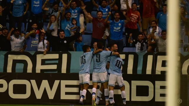 Mariano Miño y el gol del 2 a 0 de Belgrano ante San Martín de San Juan. (Facundo Luque / La Voz).