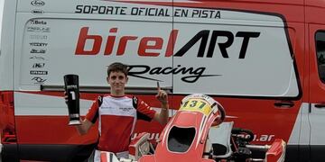 Fausto Arnaudo piloto karting Arroyito Birel Art