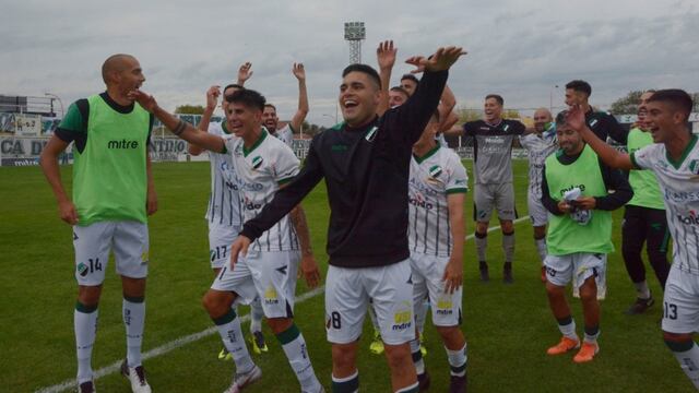 Los puntaltenses Tanner y Cuitiño estuvieron presentes en la goleada de Villa Mitre a Olimpo