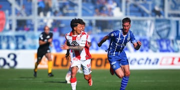 Gastón Lodico, volante de Instituto, en el empate con Godoy Cruz en Mendoza (Prensa Instituto).