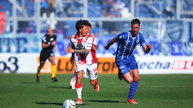 Gastón Lodico, volante de Instituto, en el empate con Godoy Cruz en Mendoza (Prensa Instituto).