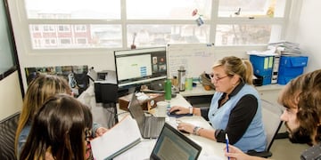 Se realizó el acto de apertura de ofertas para la construcción y reparación de veredas en Ushuaia