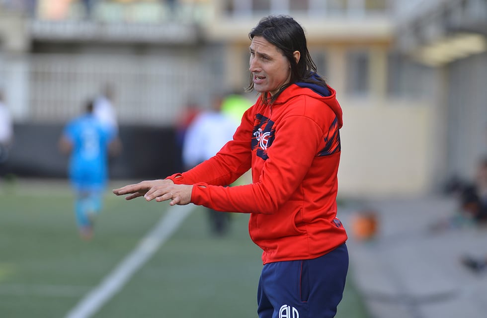 Juan Carlos Olave: cómo ve al Belgrano de Farré y lo que dijo del clásico con Talleres y de Fassi