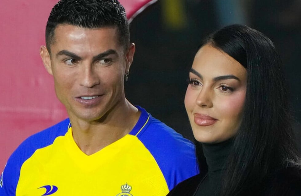 Georgina Rodríguez y un tierno gesto con Cristiano Ronaldo en la semana de la moda en París