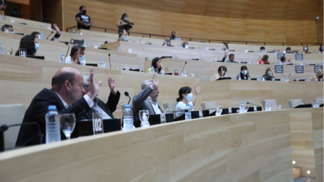 Votos a favor. La ley de juego online se aprobó en Córdoba.